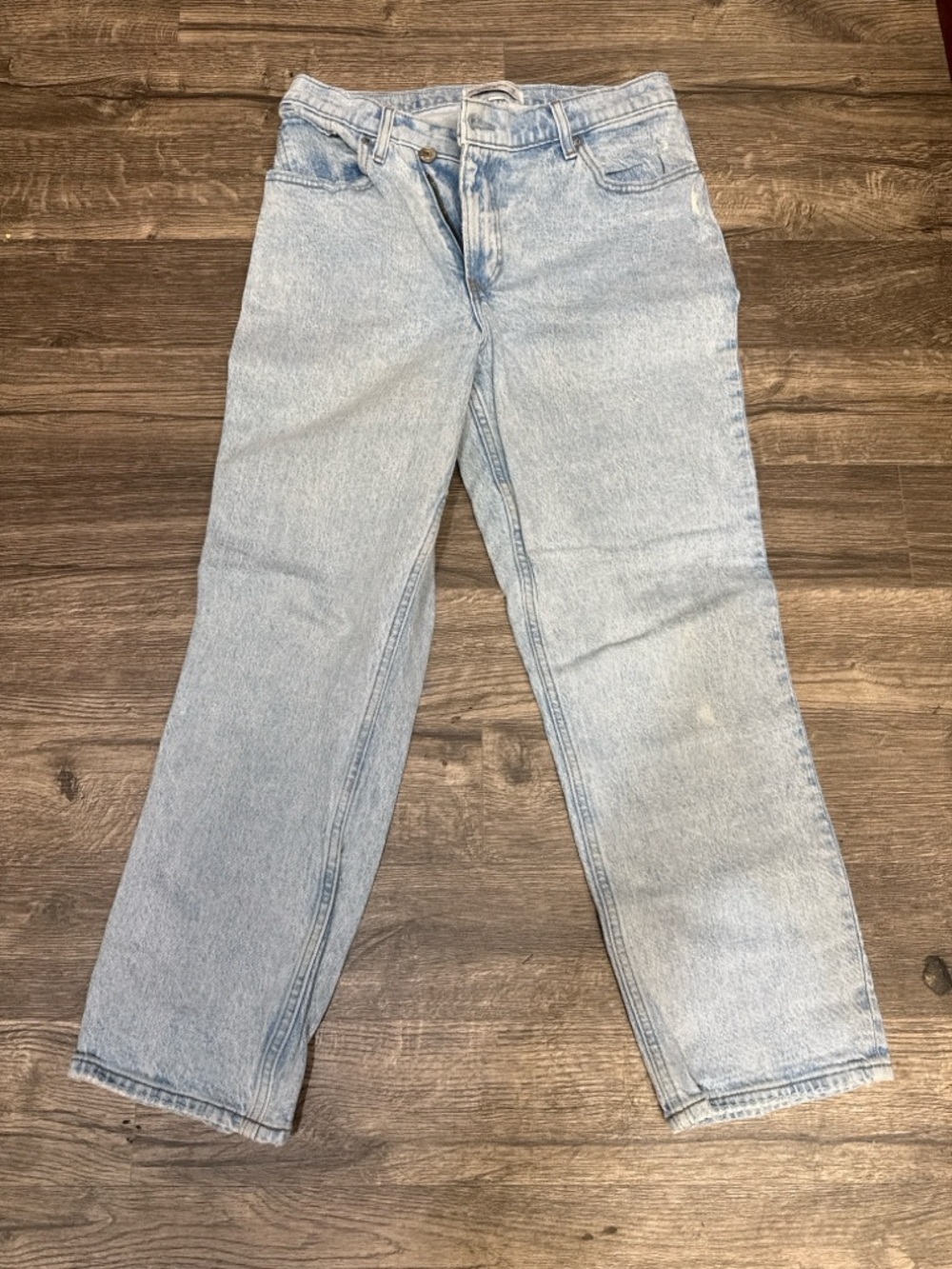 Abercrombie & Fitch Light Blue Straight Leg Jeans - Picture 2 of 8